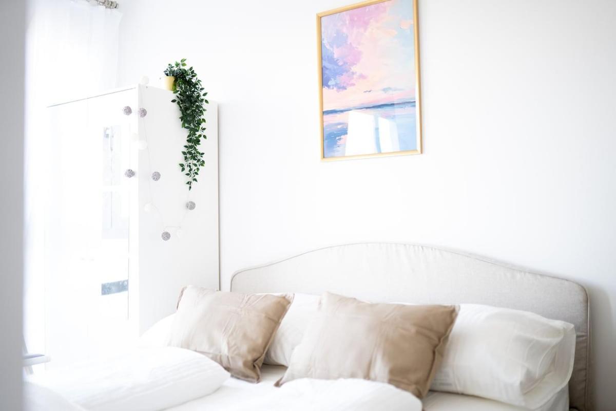 W Design With Balcony & Free Parking Appartamento Vienna
